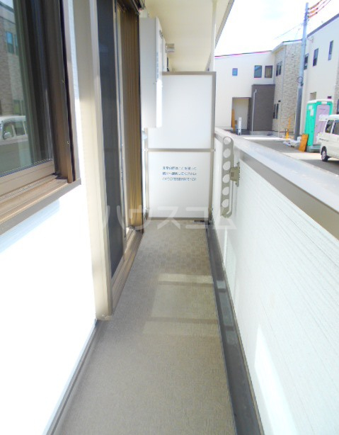 20/30 バルコニー