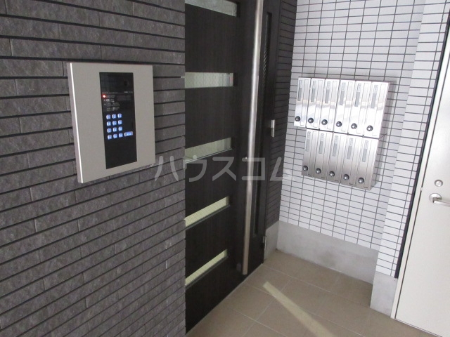 22/30 エントランス