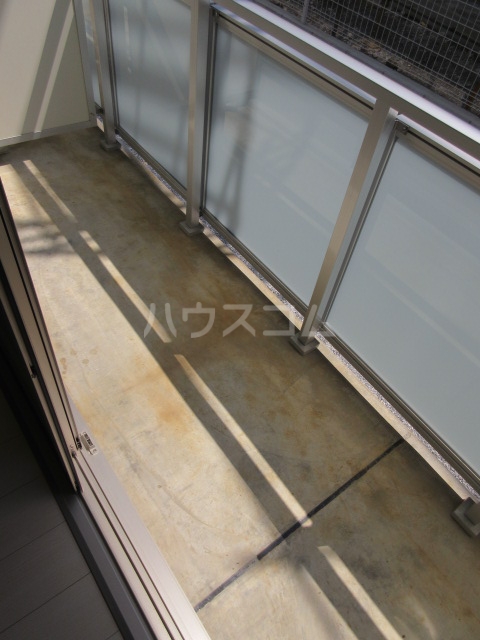 17/25 バルコニー