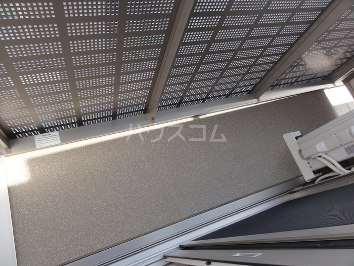 13/17 バルコニー