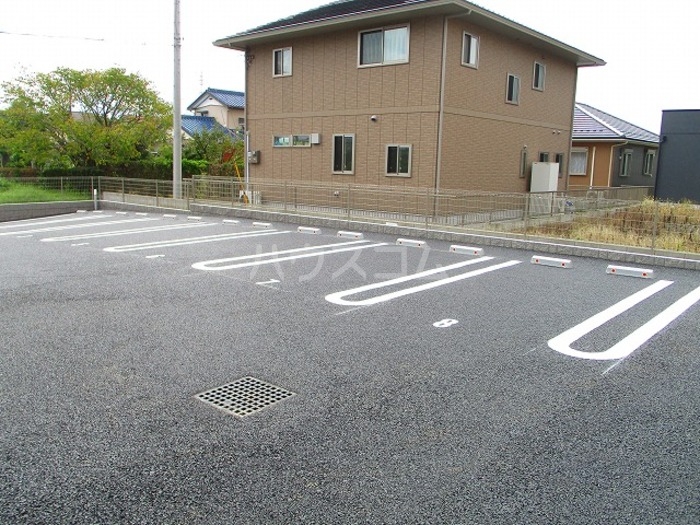 3/4 駐車場