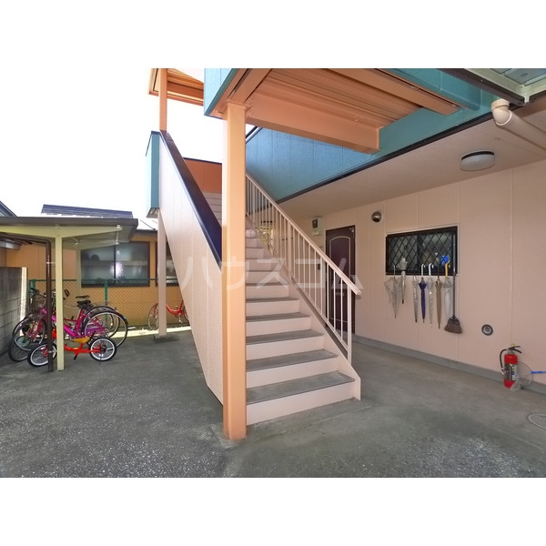 15/18 エントランス