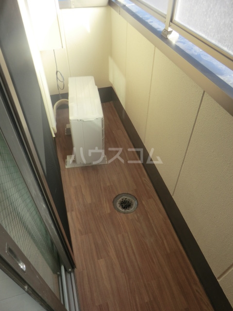 17/23 バルコニー