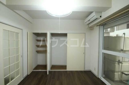 2/5 エントランス