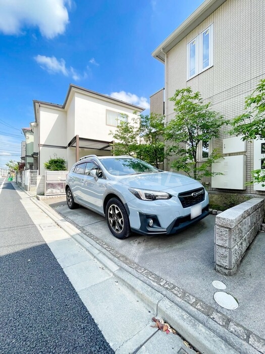 16/23 駐車場