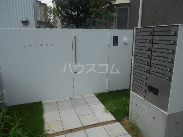 16/24 エントランス