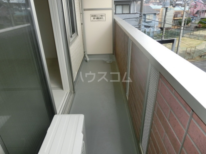 13/18 バルコニー