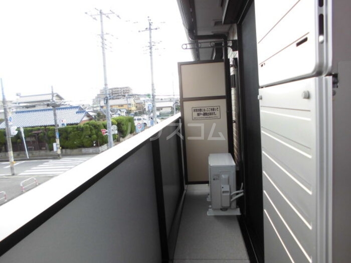 16/22 バルコニー