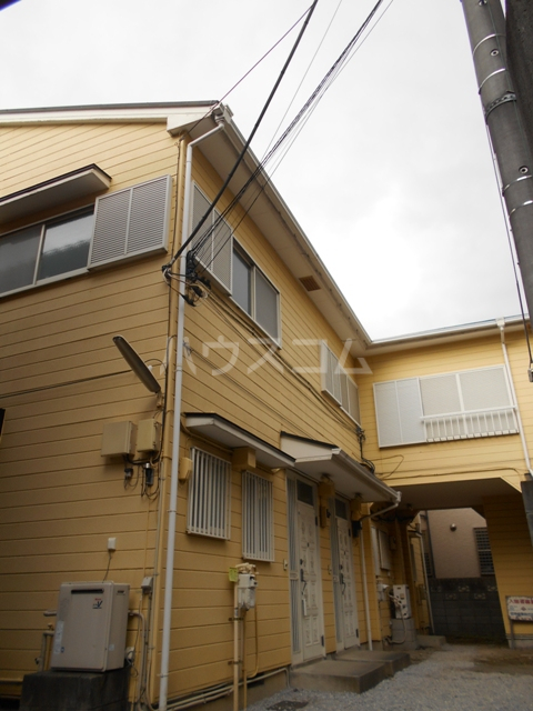 21/30 エントランス