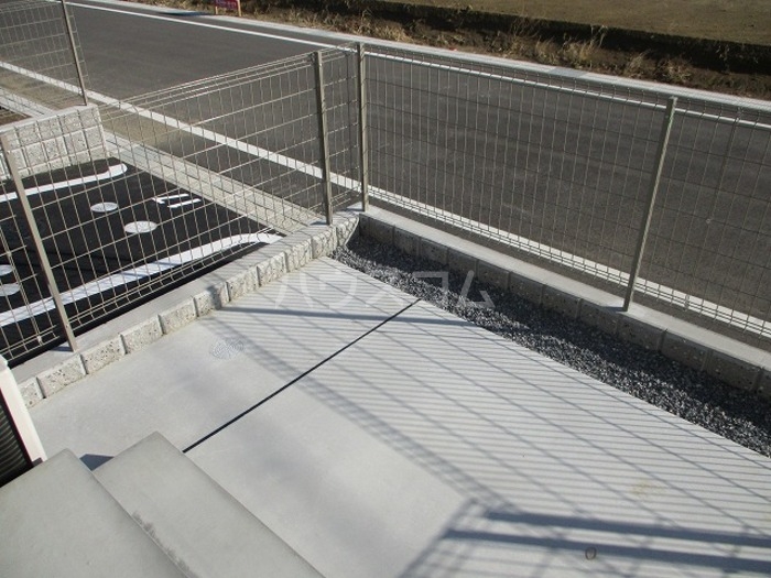 13/20 バルコニー