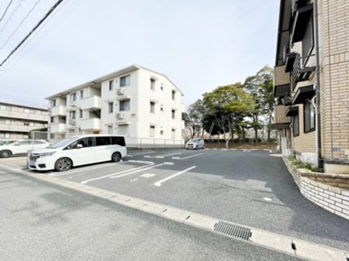 17/19 駐車場
