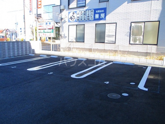 17/22 駐車場