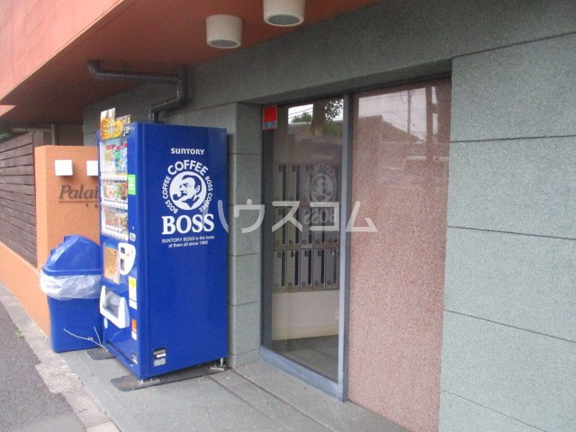 24/27 エントランス