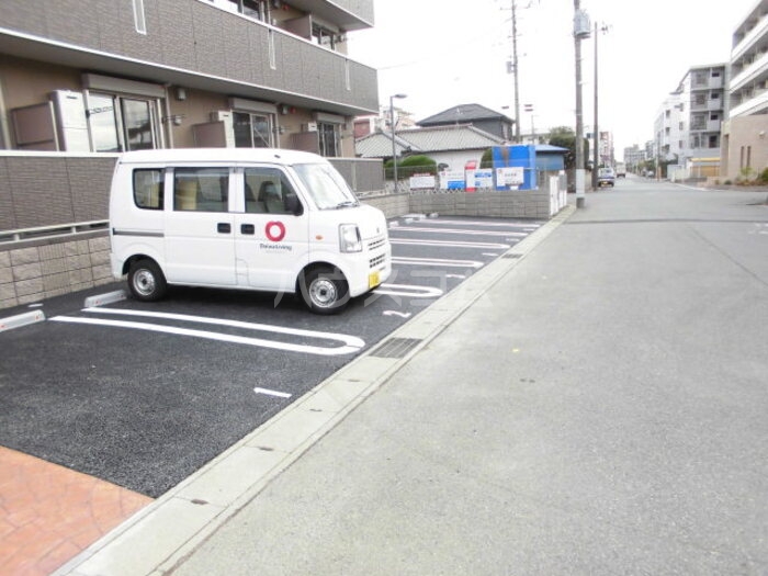 25/26 駐車場