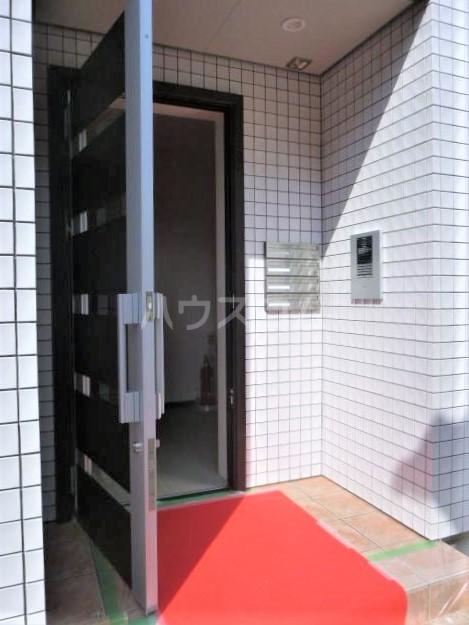 14/21 エントランス