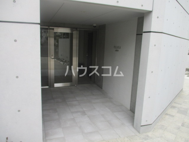 16/26 エントランス