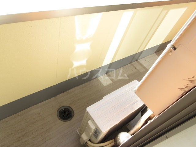 16/23 バルコニー