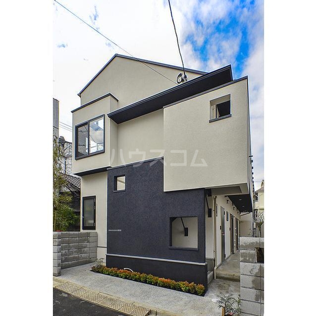 14/22 エントランス