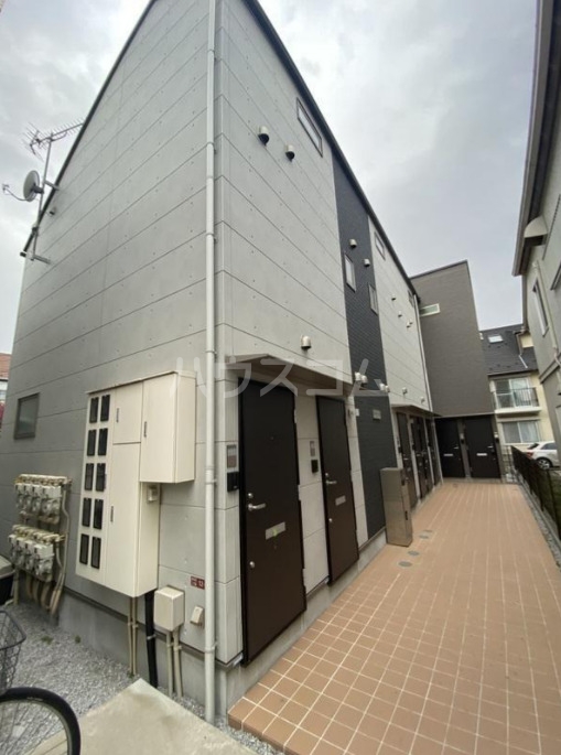 14/22 エントランス