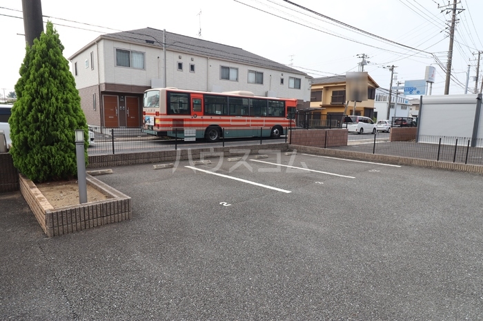 20/22 駐車場
