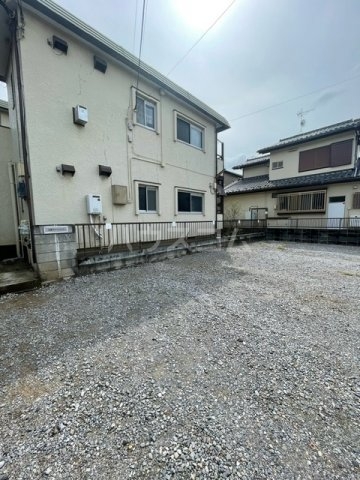 18/28 駐車場