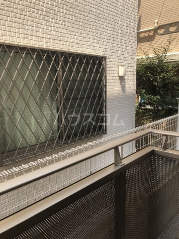 20/30 バルコニー