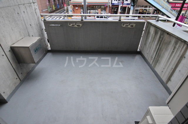 15/23 バルコニー