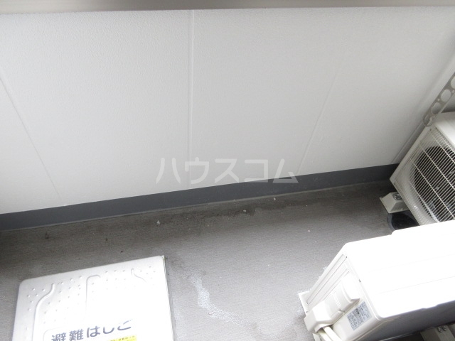 17/23 バルコニー