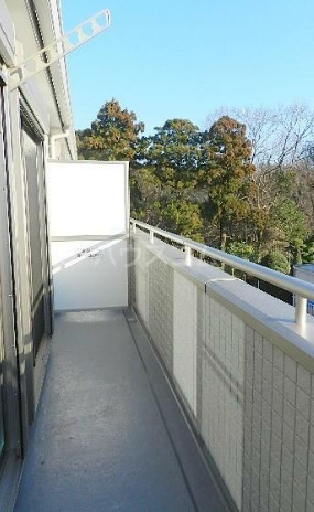 13/18 バルコニー