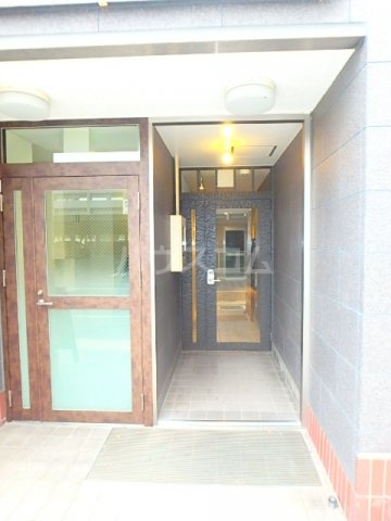 4/5 エントランス