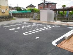 16/19 駐車場