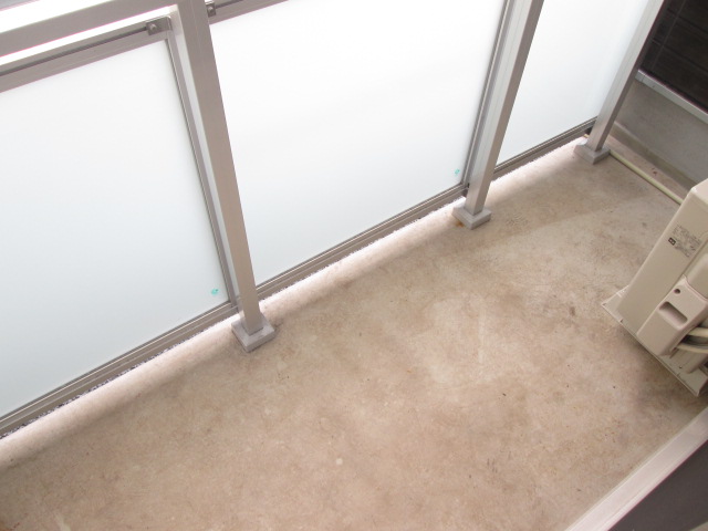 20/30 バルコニー