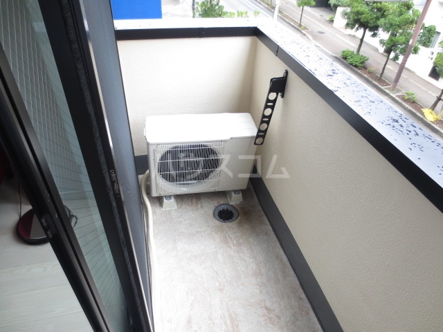 16/22 バルコニー
