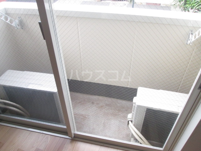 16/23 バルコニー