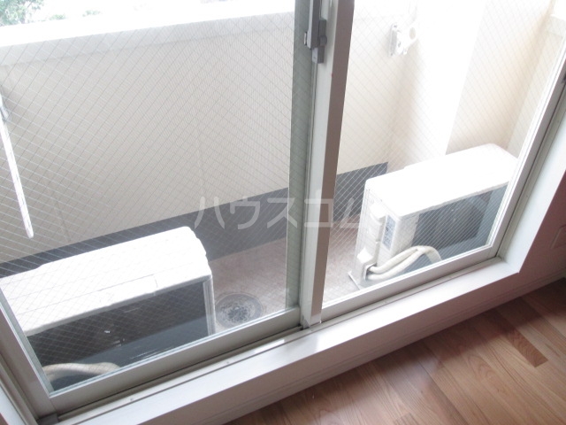 16/23 バルコニー