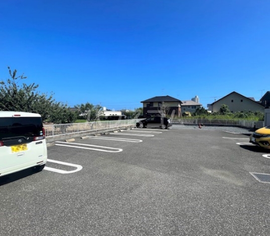 21/22 駐車場