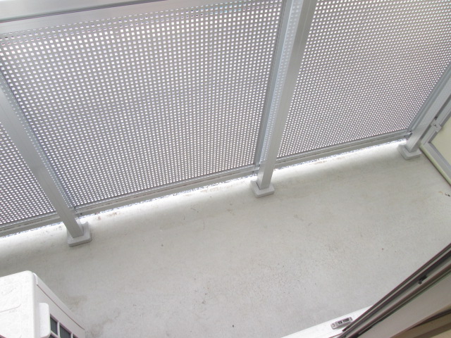 19/30 バルコニー