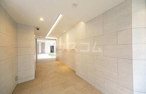 19/29 エントランス