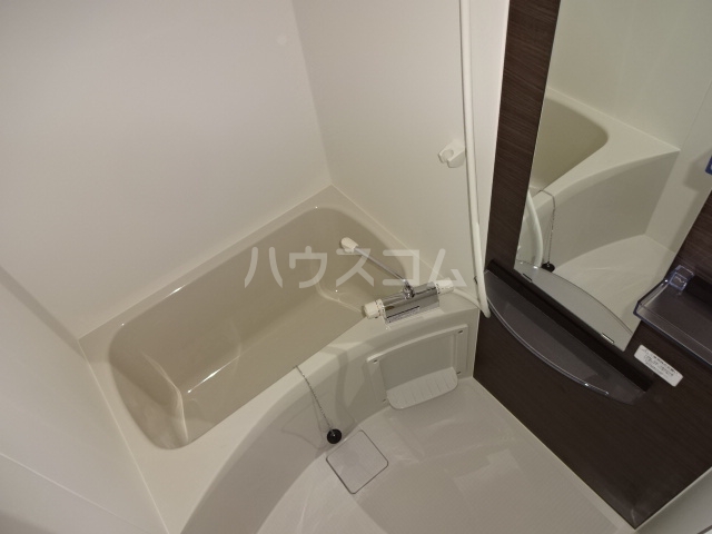 14/27 浴室