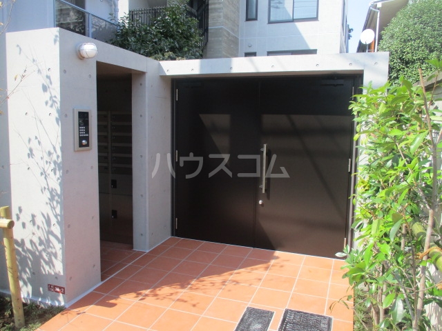 17/24 エントランス