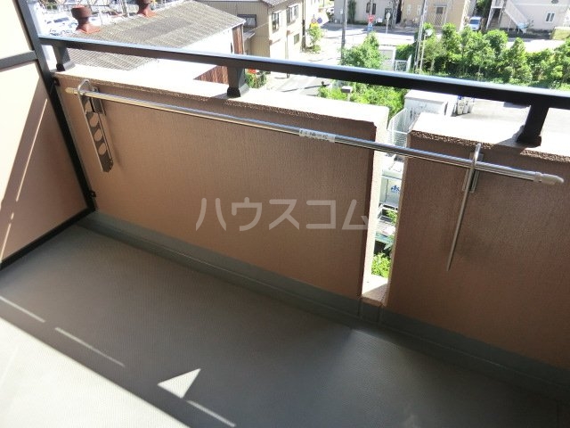 13/26 バルコニー