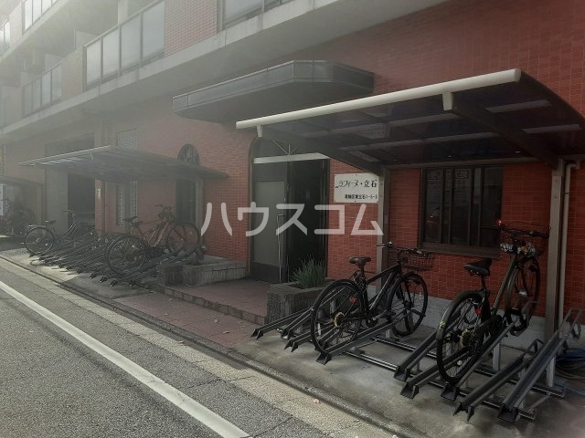 20/29 エントランス