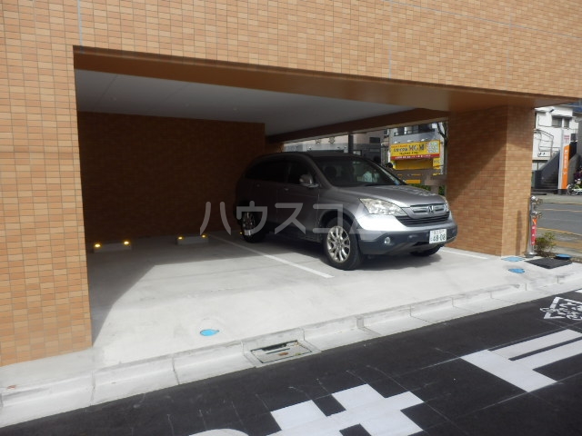 22/30 駐車場