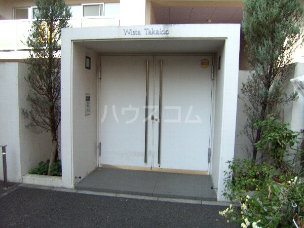 18/26 エントランス