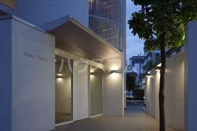 15/22 エントランス