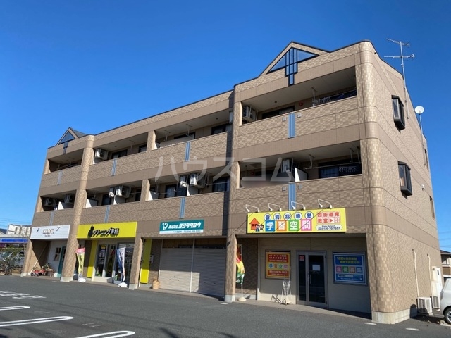 3/4 エントランス
