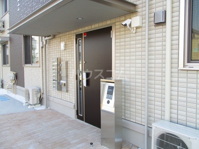 17/19 エントランス