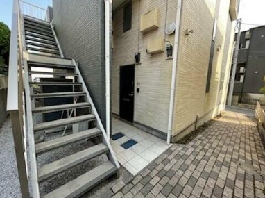 14/16 エントランス