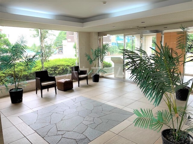 2/3 エントランス