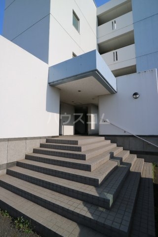 17/24 エントランス